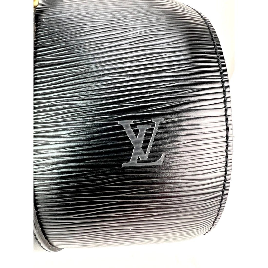 Louis Vuitton Soufflot Black Epi Leather Shoulder Bag - 8