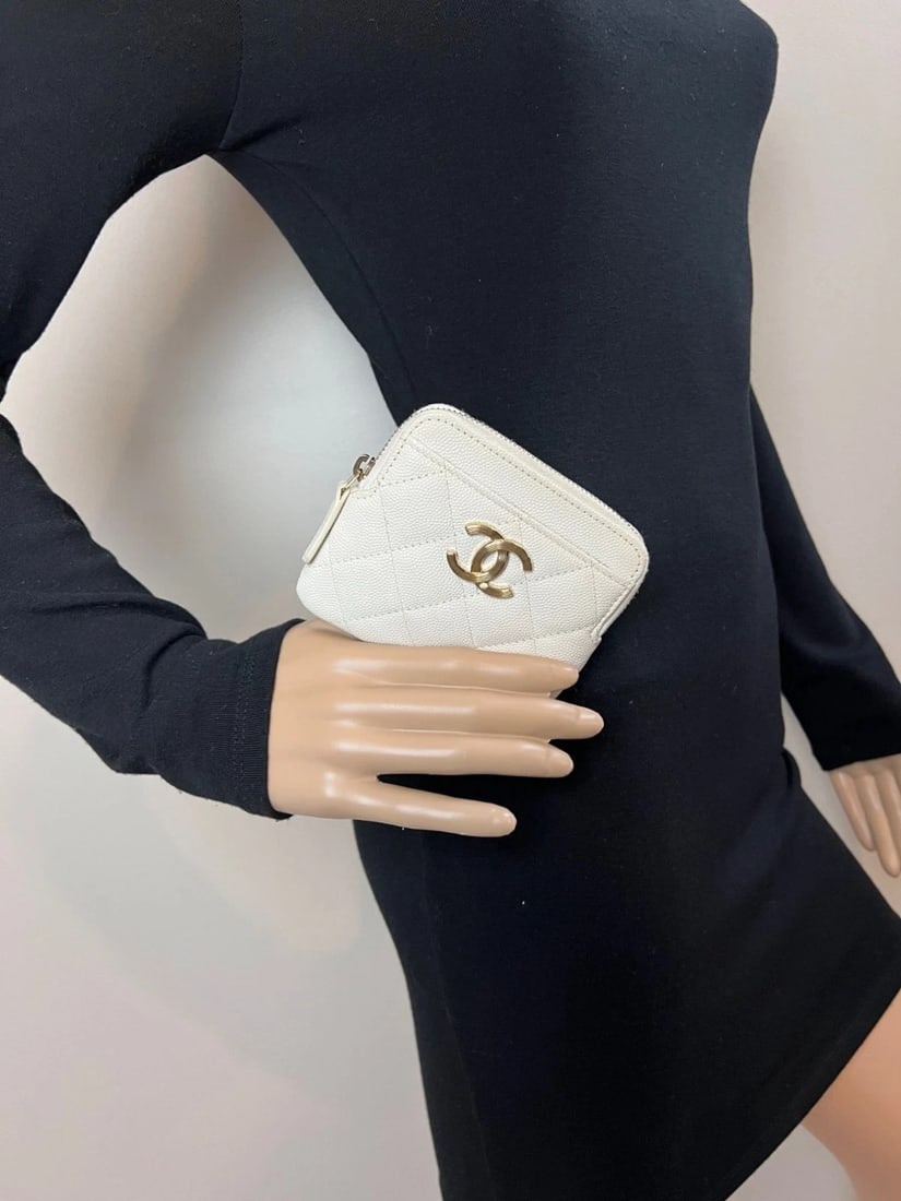 Chanel Caviar Quilted CC Zip Card Holder White Wallet - 6