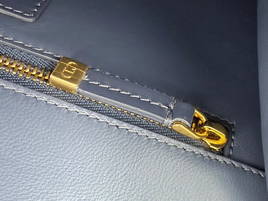 Christian Dior 30 Montaigne Smooth Calfskin Box Dark Denim Bag - 15