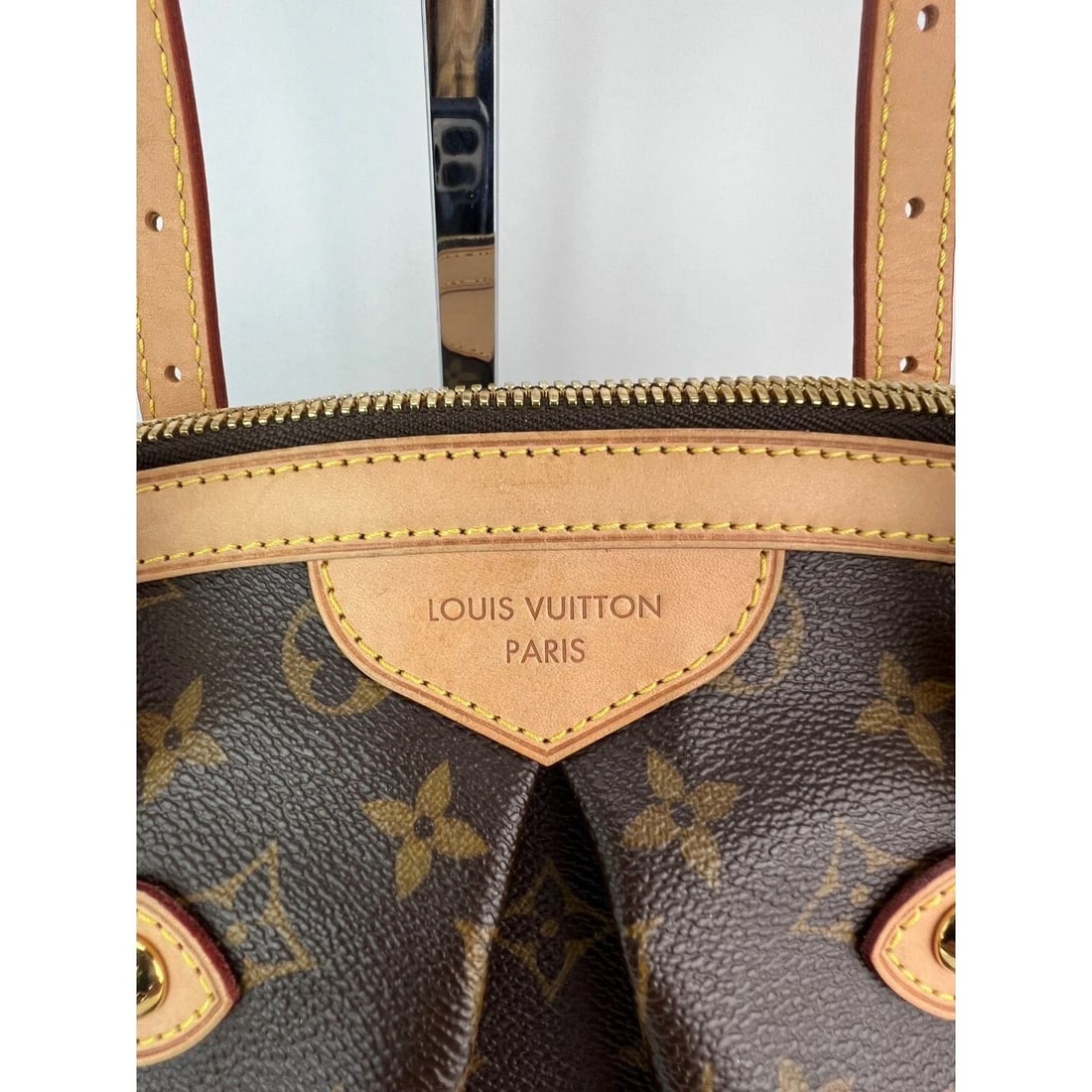 Louis Vuitton Tivoli GM Monogram Shoulder Bag - 11