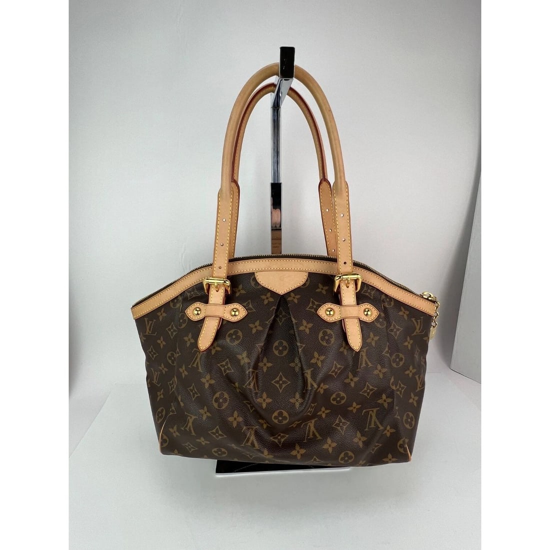 Louis Vuitton Tivoli GM Monogram Shoulder Bag - 2