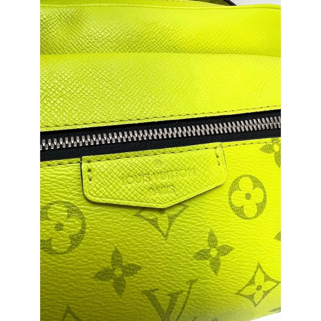 LOUIS VUITTON Taiga Outdoor Messenger Yellow Bag - 9
