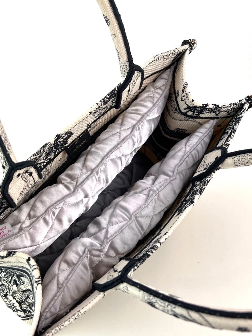 Christian Dior Book Embroidered Canvas MM Stars and Signs Black Tote - 9