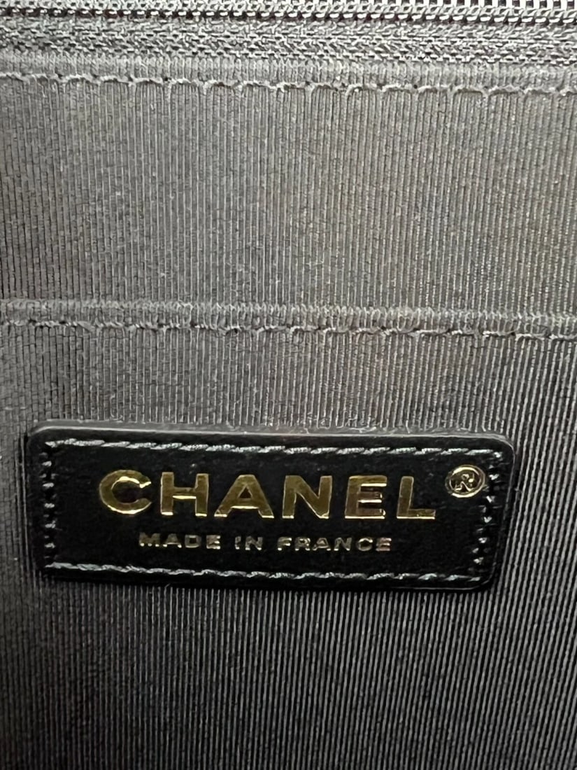 Chanel Calfskin Quilted Strap into Flap Black Burgundy Shoulder Bag - 4