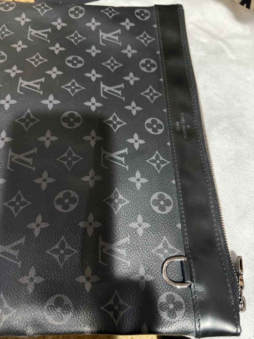 Louis Vuitton Black Monogram Eclipse Discovery GM Pochette Clutch Bag - 13