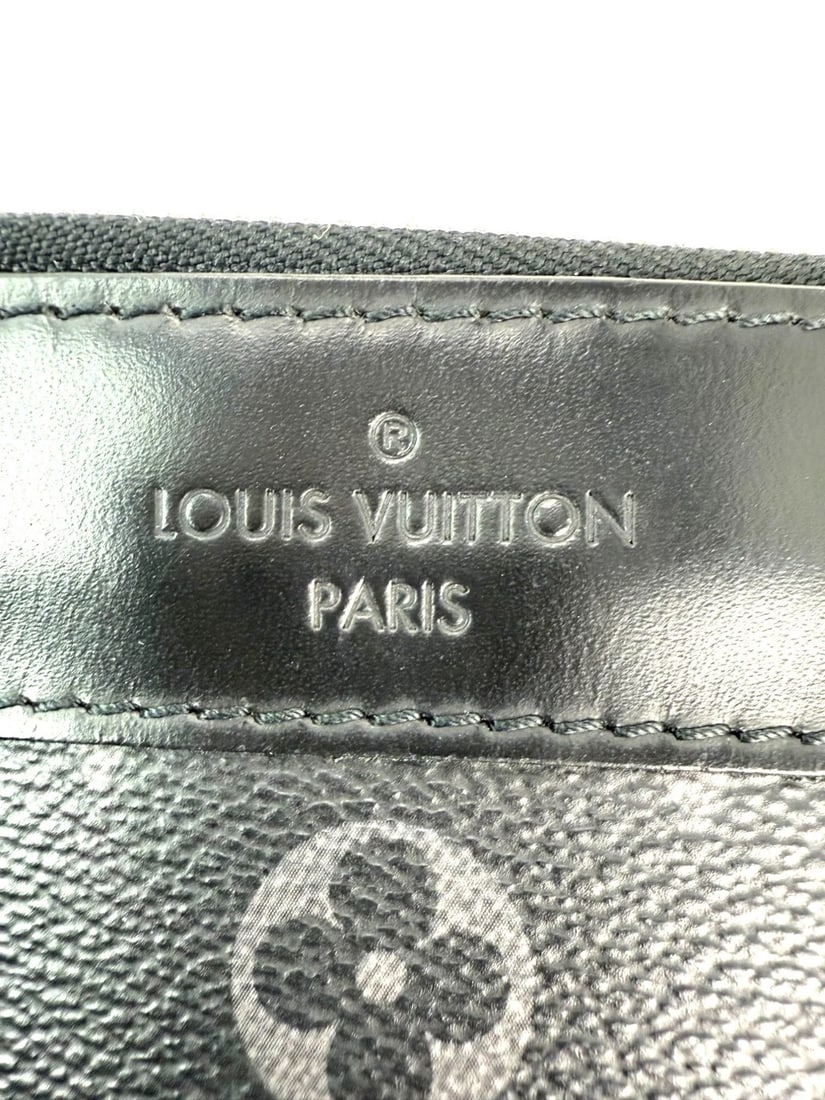 Louis Vuitton Black Monogram Eclipse Discovery GM Pochette Clutch Bag - 4