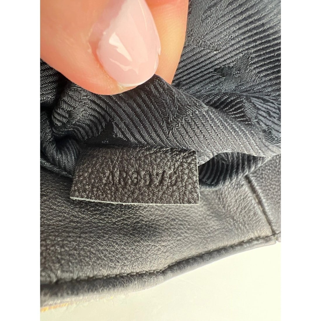 Louis Vuitton Metallic Jacquard double Jeu Soft Gold Tote - 9