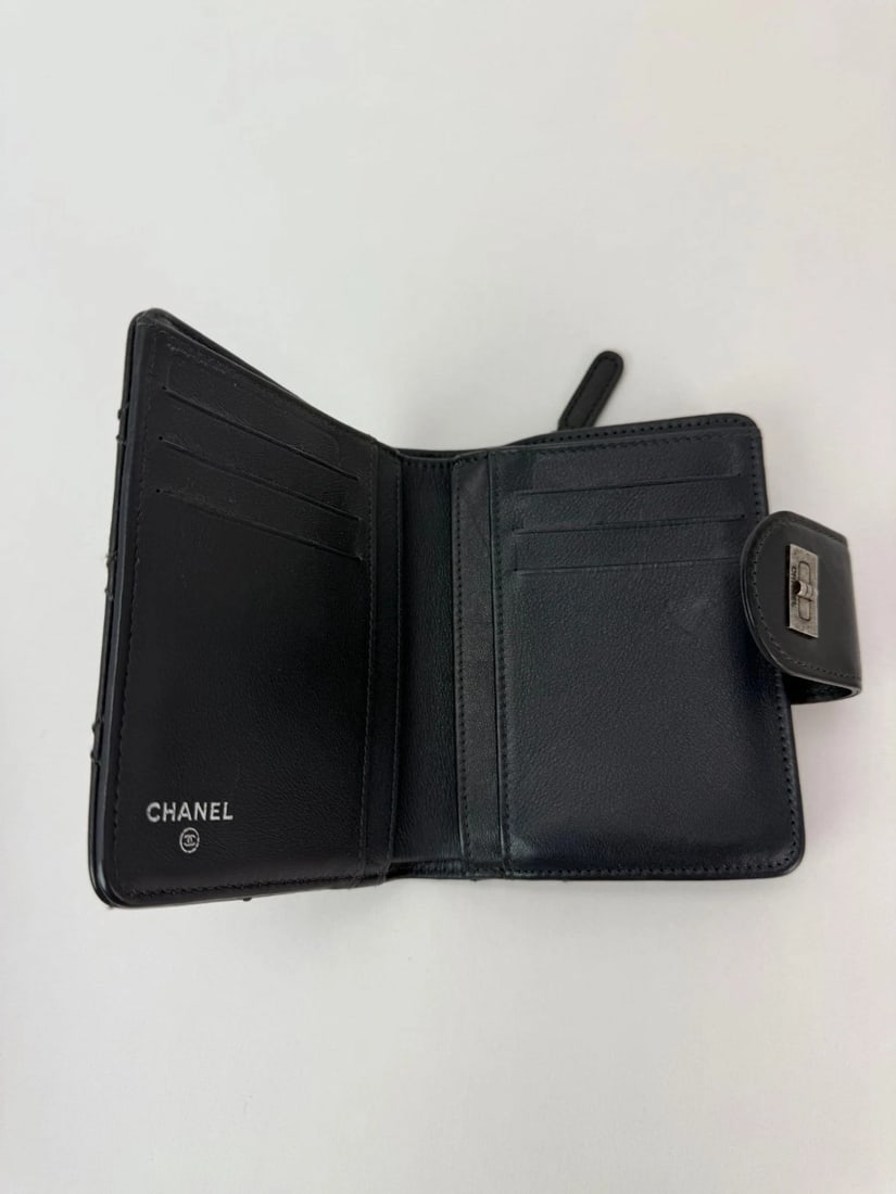Chanel aged calfskin 2.55 Reissue Zip Gray Compact Wallet - 5