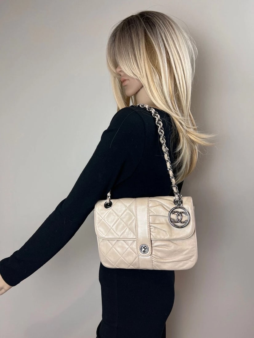 Chanel Lambskin Quilted Pile Ou Face Flap Beige Clair Shoulder Bag - 7