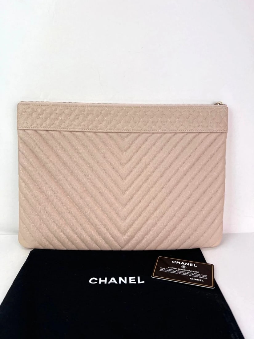 Chanel Caviar Chevron Quilted Large Beige Leather Cosmetic Clutch Bag - 2