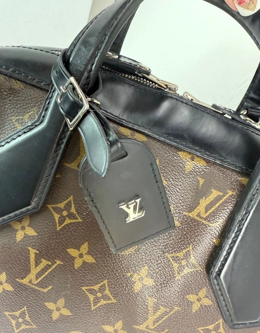 Louis Vuitton Dora Monogram MM Noir Shoulder Hand Bag - 16