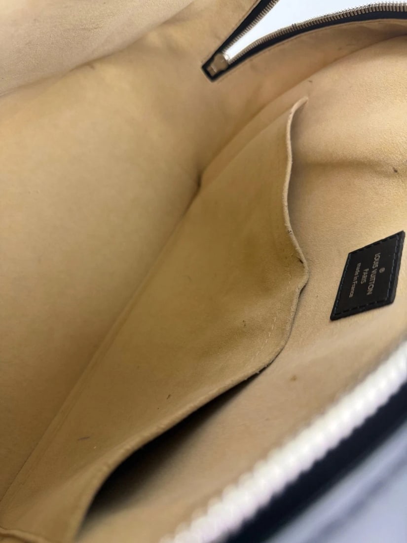 Louis Vuitton Dora Monogram MM Noir Shoulder Hand Bag - 8