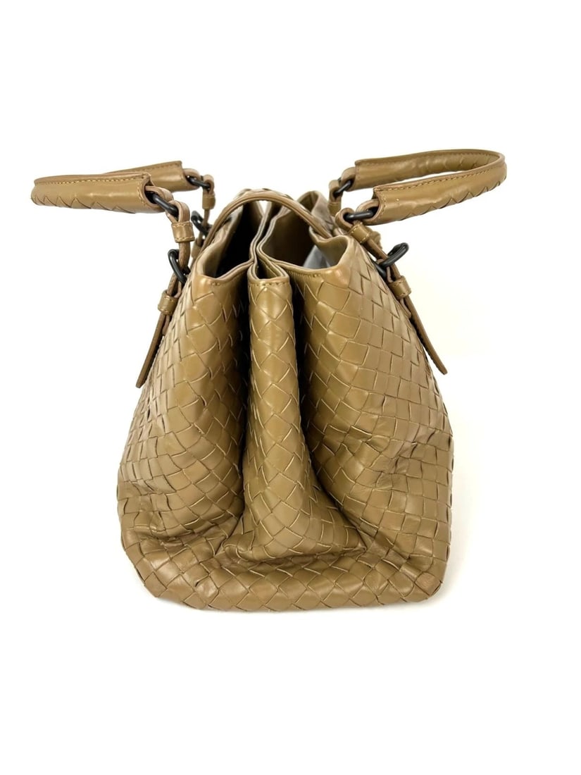 Bottega Veneta Roma Intrecciato Nappa Taupe Shoulder Bag - 12