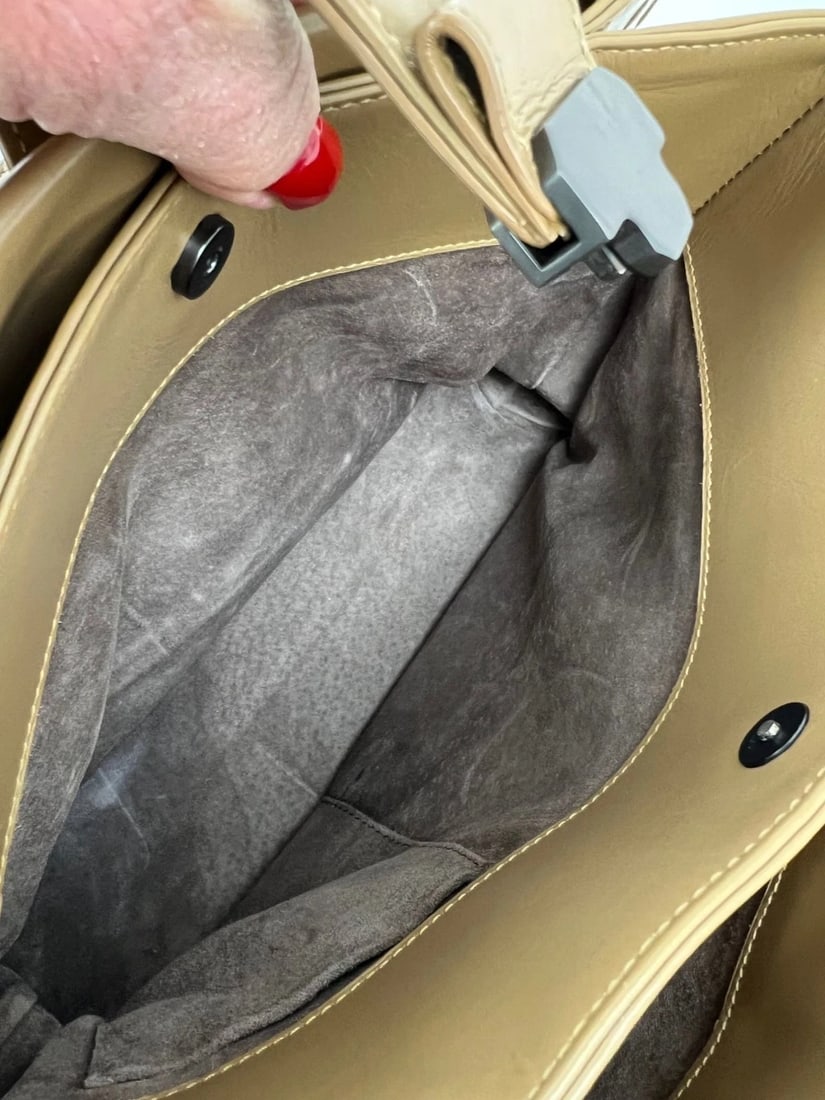 Bottega Veneta Roma Intrecciato Nappa Taupe Shoulder Bag - 8