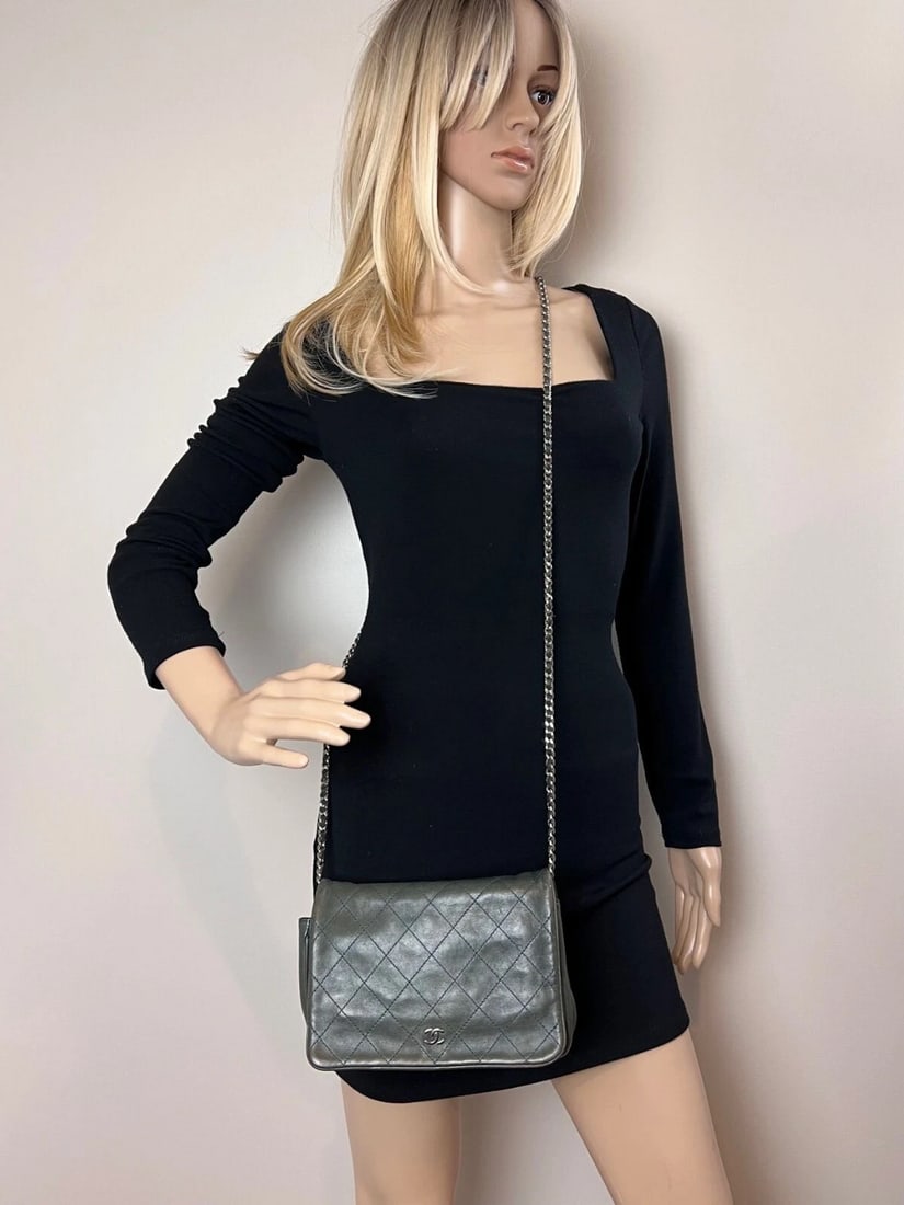 Chanel Quilted Lambskin Stitched Wallet on a Chain Crossbody Bag - 8