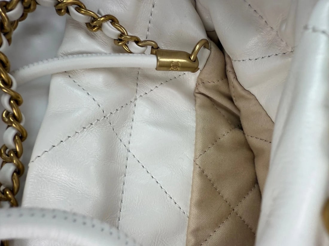 Chanel 22 Mini Shiny Calfskin Quilted White Crossbody Hand Bag - 7