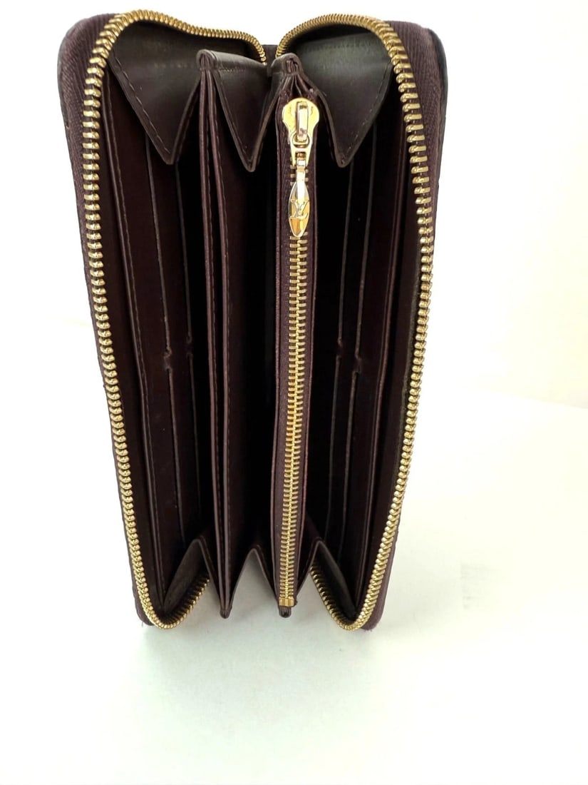 Louis Vuitton Burgundy Vernis Patent Leather Zippy Wallet Clutch - 9