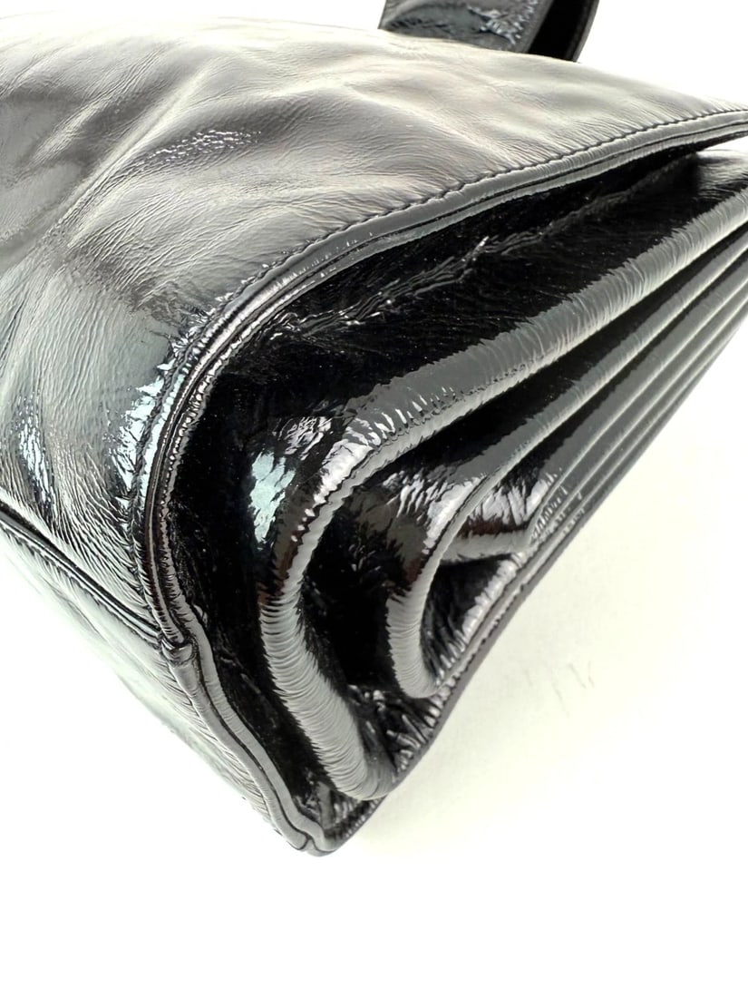 Chanel Patent Mademoiselle lock Convertible Wrist Clutch Black Bag - 17