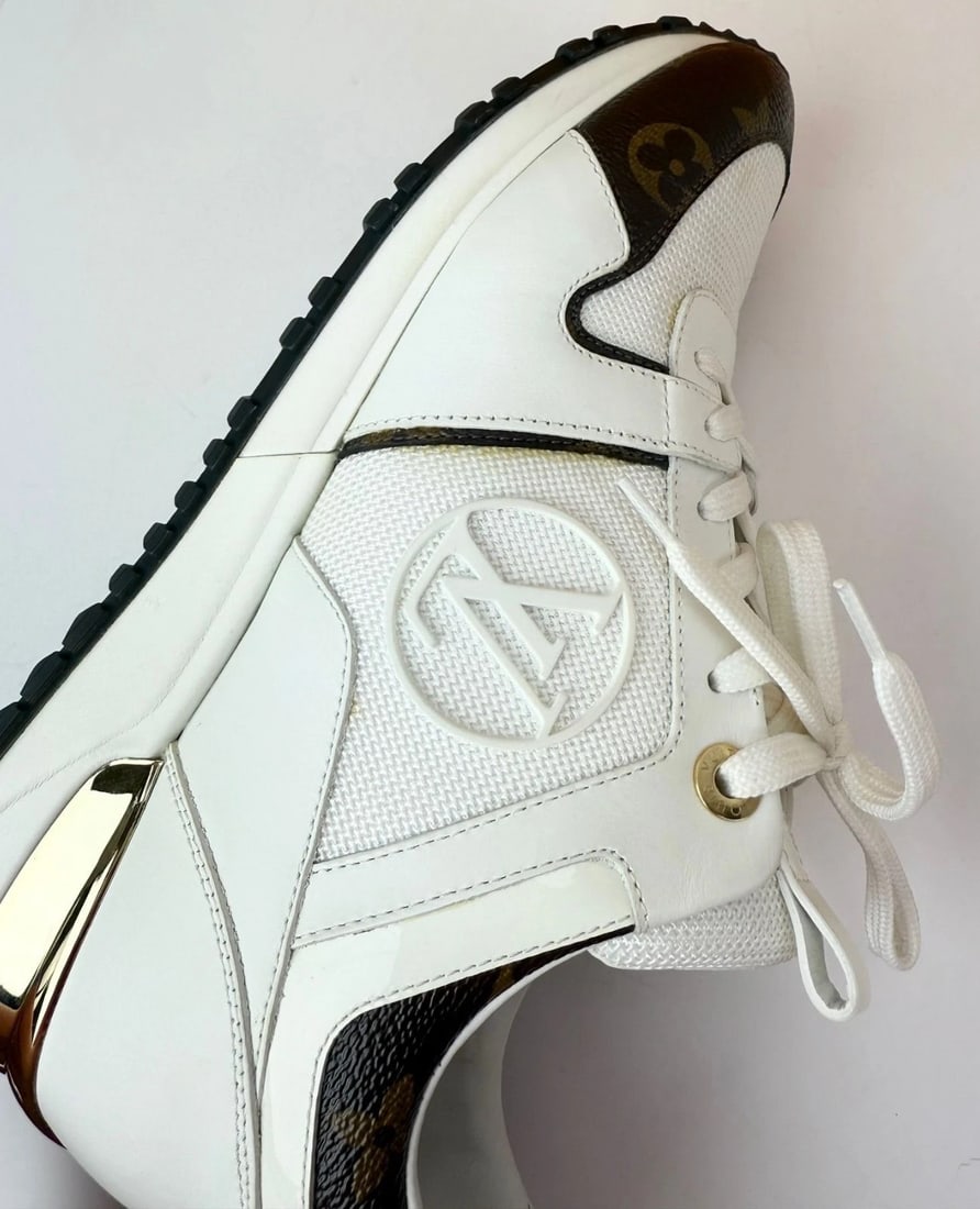 LOUIS VUITTON Run Away Lace-Up Womens Sneakers Size 39 USA 9 - 10