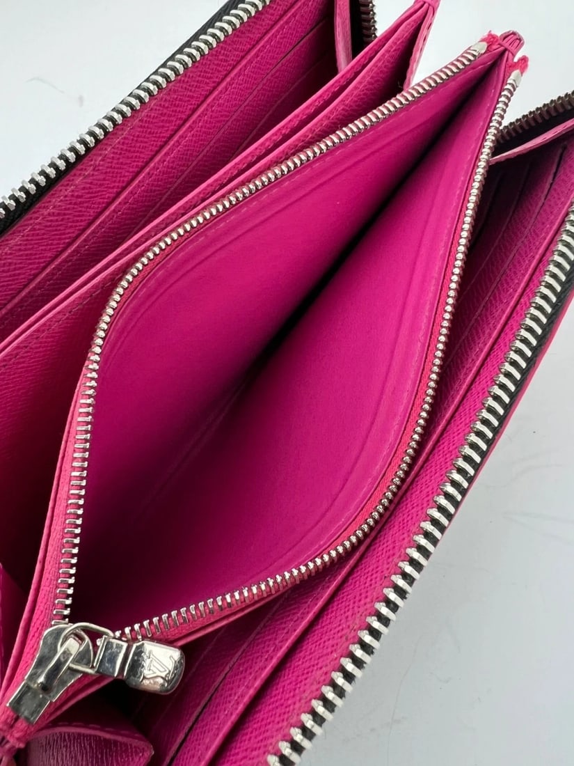 Louis Vuitton Black Epi Leather Zippy Wallet Clutch - 5