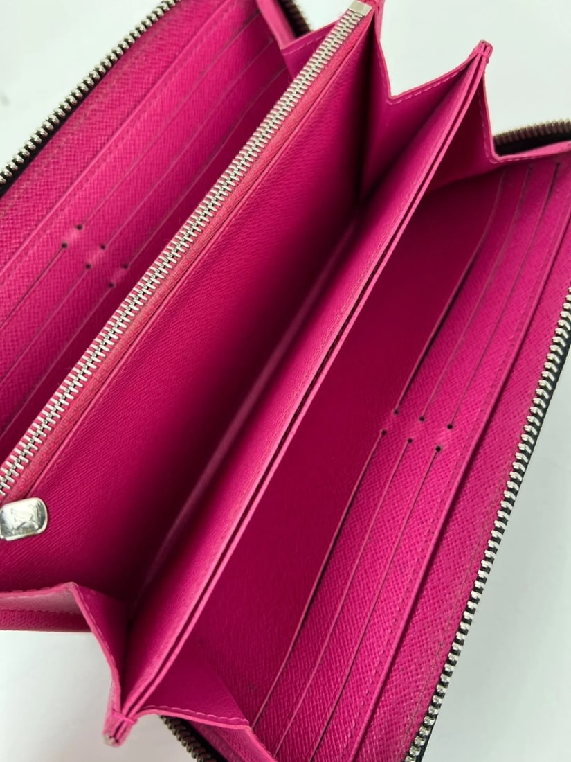 Louis Vuitton Black Epi Leather Zippy Wallet Clutch - 9