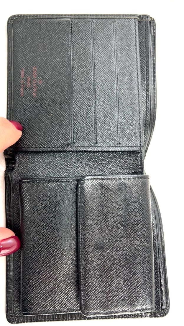 Louis Vuitton Vintage Black Epi Leather Multiple Men's Wallet - 7