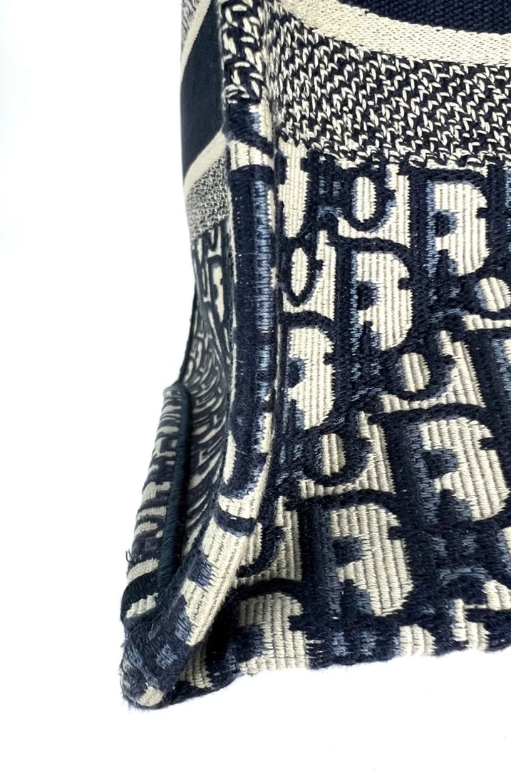 Christian Dior Medium Oblique Blue Multicolor Tote - 7