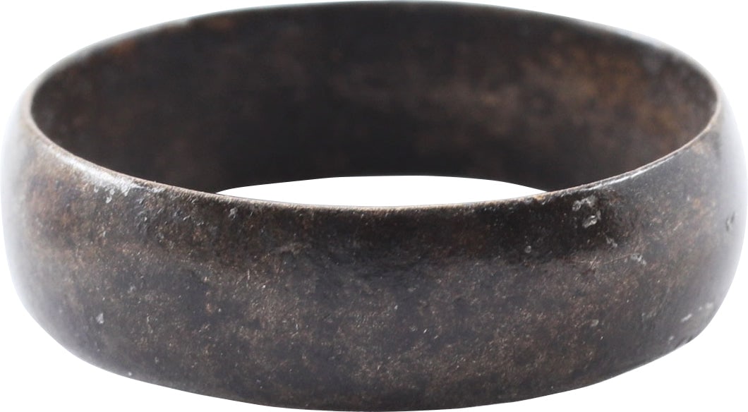 RARE COPPER VIKING RING, 900-1050 AD JEWELRY SIZE 7 1/2: Size 7 1/2. 5.4mm width with rounded face. Fine dark red/brown copper patina with minor encrustation from burial. Vikings were expert metallurgists. The use of pure copper is rare and suggests a