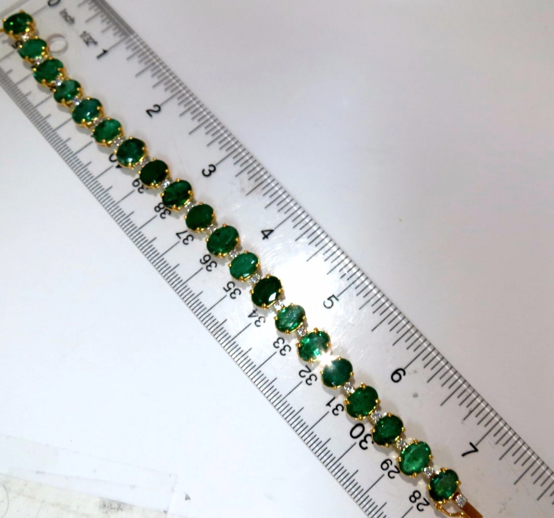 Emerald bracelet 27.42ct & .75ct diamonds classic tennis 14kt. natural greens** - 7