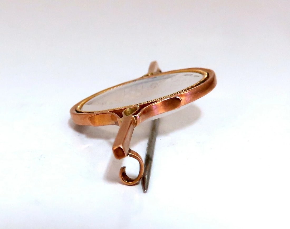 European Antique Coat of Arm Carved Crest Pin 10 Karat** - 4