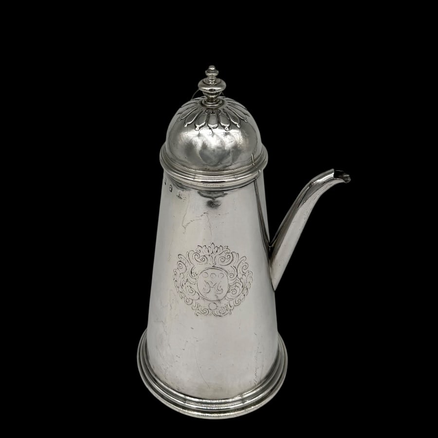 17th Century Antique William III Silver Coffee Pot London 1697 Pierre Harache - 4