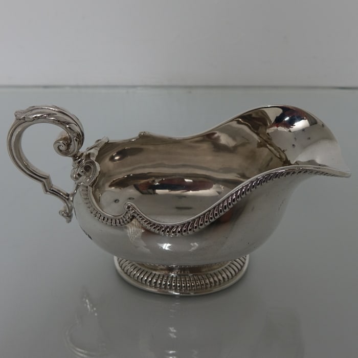 Early 20th Century George V Antique Sterling Silver Pair of Sauce Boats London 1914 Mappin & Webb - 6