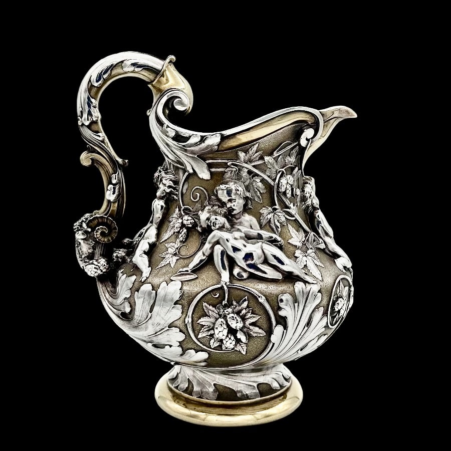 Mid 19th Century Antique Victorian Silverplate Wine Jug Elkington & Co 1873: Title:Mid 19th Century Antique Victorian Silverplate Wine Jug Elkington & Co 1873Description:Description Truly truly wonderful silverplated large partial gilt ewer decorated with swirling acanthus