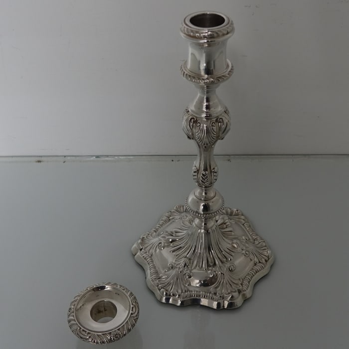 19th Century Antique Victorian Silverplated Pair of Candlesticks Walker & Hall - 6