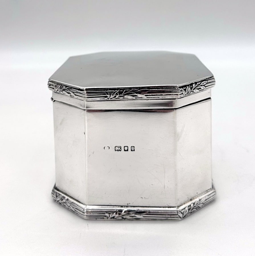 20th Century Modern George V Sterling Silver Box London 1924 Charles Edwards - 5