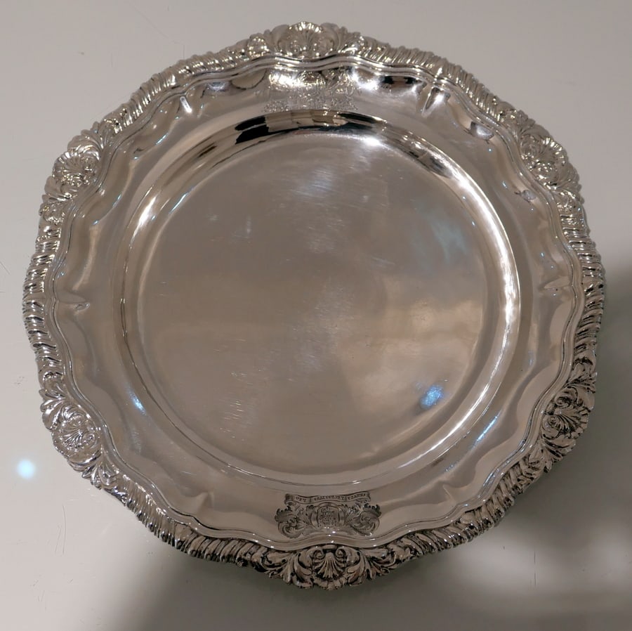 Early 19th Century Antique George IV Sterling Silver Set Twelve Dinner Plates London 1833 John Houle - 5