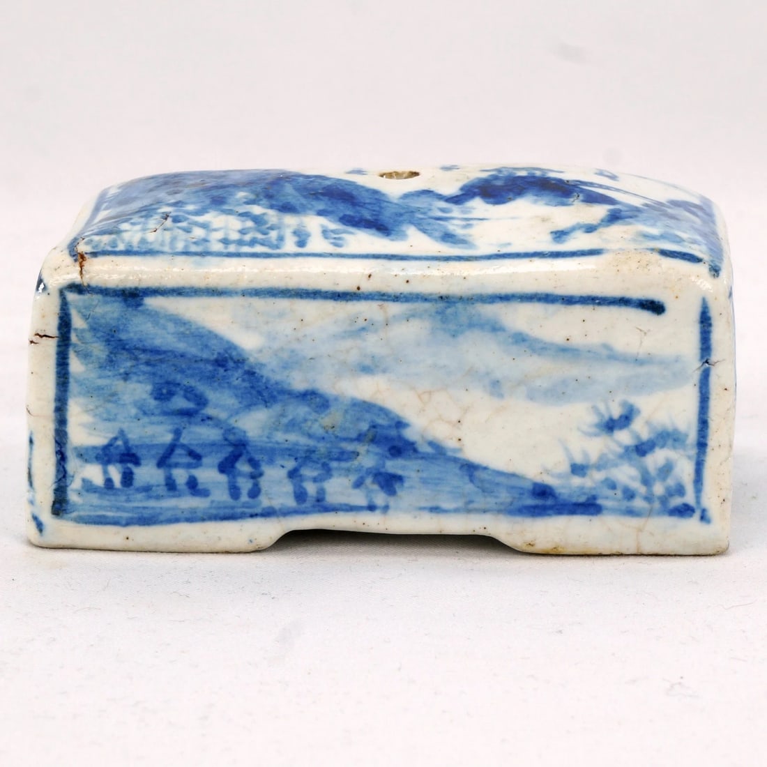 19th C Korean Porcelain Water Dropper - 2