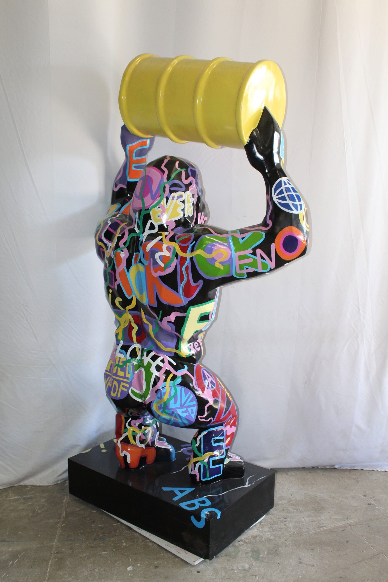 Giant Resin Gorilla Statue Holding a Barrell 28" x 21" x 83"H - 6