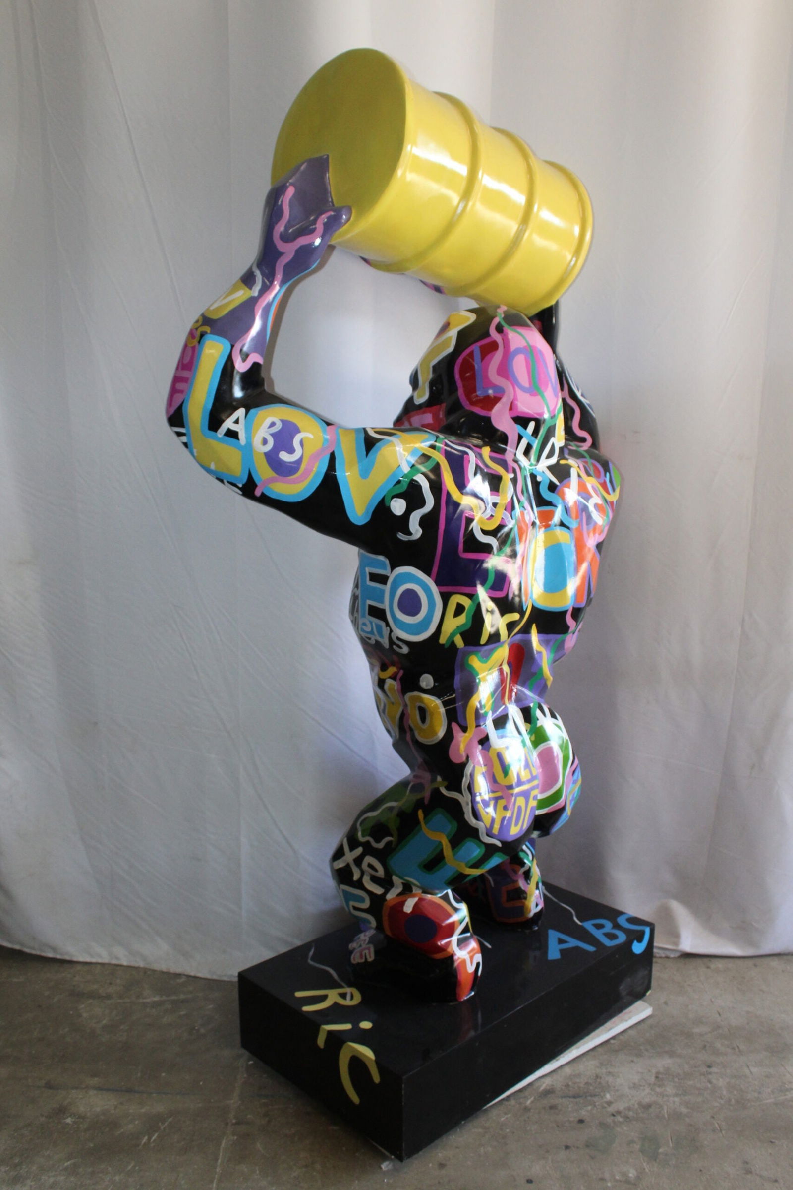 Giant Resin Gorilla Statue Holding a Barrell 28" x 21" x 83"H - 8