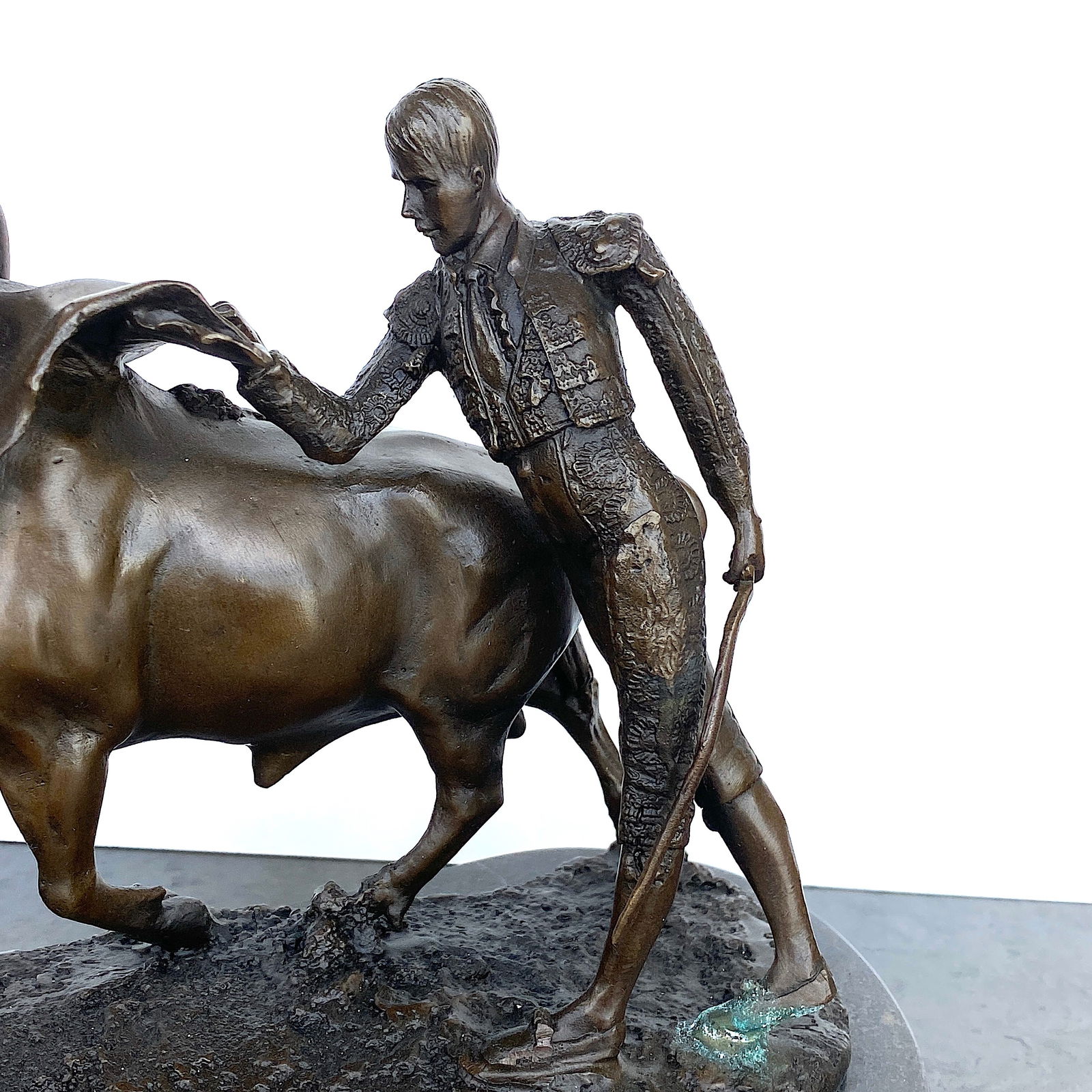 Bronze Statue of a Corrida bullfighter / Matador on marble base - 2