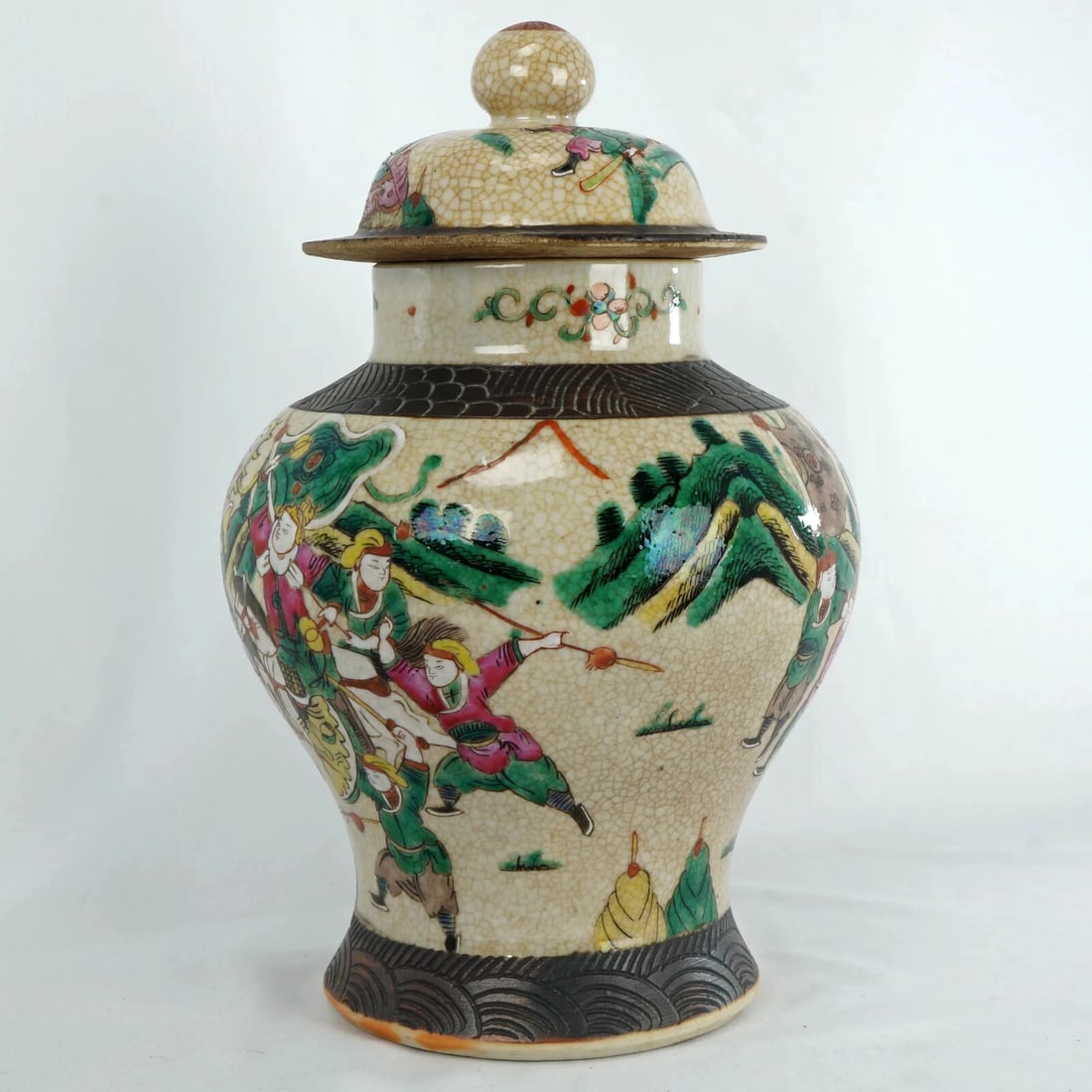 Large Chinese Warrior Lidded Jar circa 1900 - 4