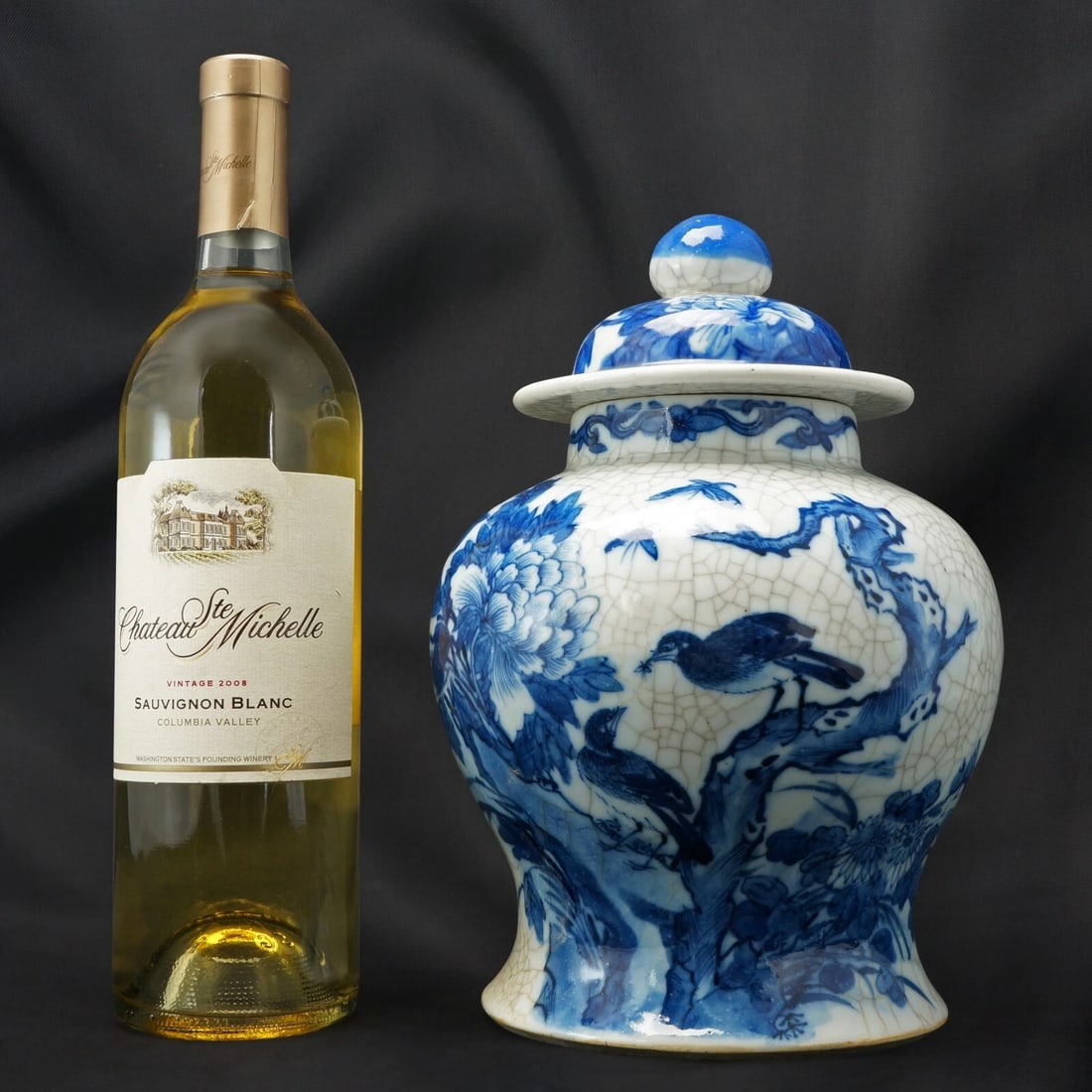 19th C Chinese Lidded Jar Kangxi Mark - 2