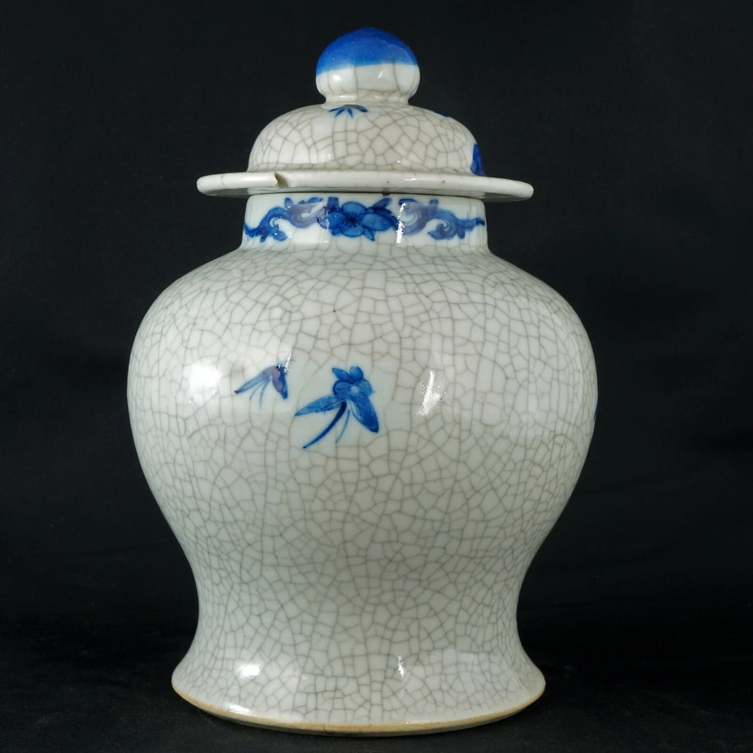 19th C Chinese Lidded Jar Kangxi Mark - 4
