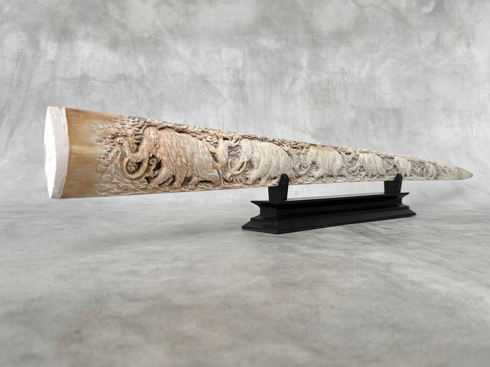 Large engraved Swordfish rostrum - Prehistoric Woolly Mammoth Scene - 5