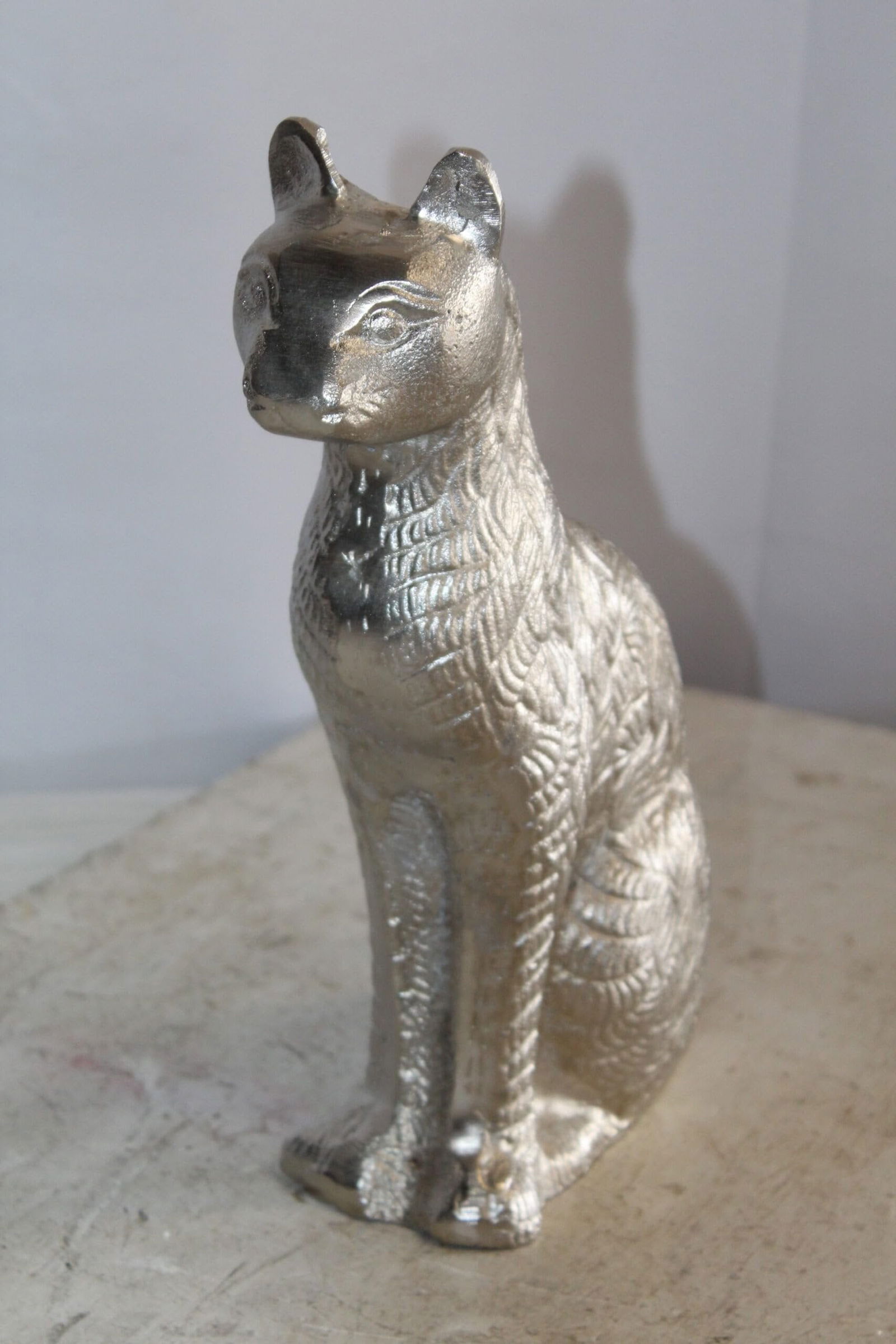 Aluminum Artistry Intricately Sitting Cat Statue in Silver 10" x 4" x 13"H - 5