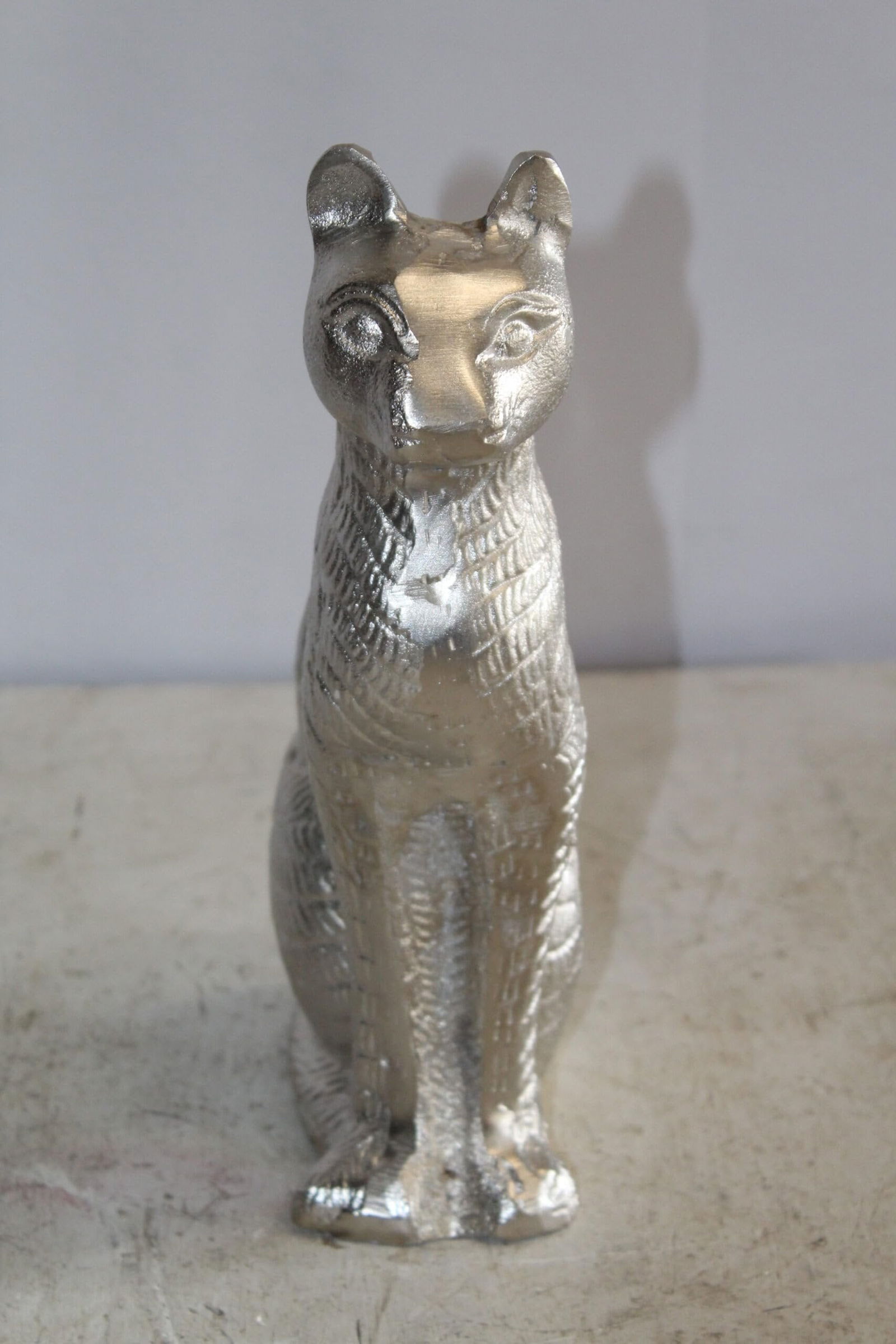 Aluminum Artistry Intricately Sitting Cat Statue in Silver 10" x 4" x 13"H - 6