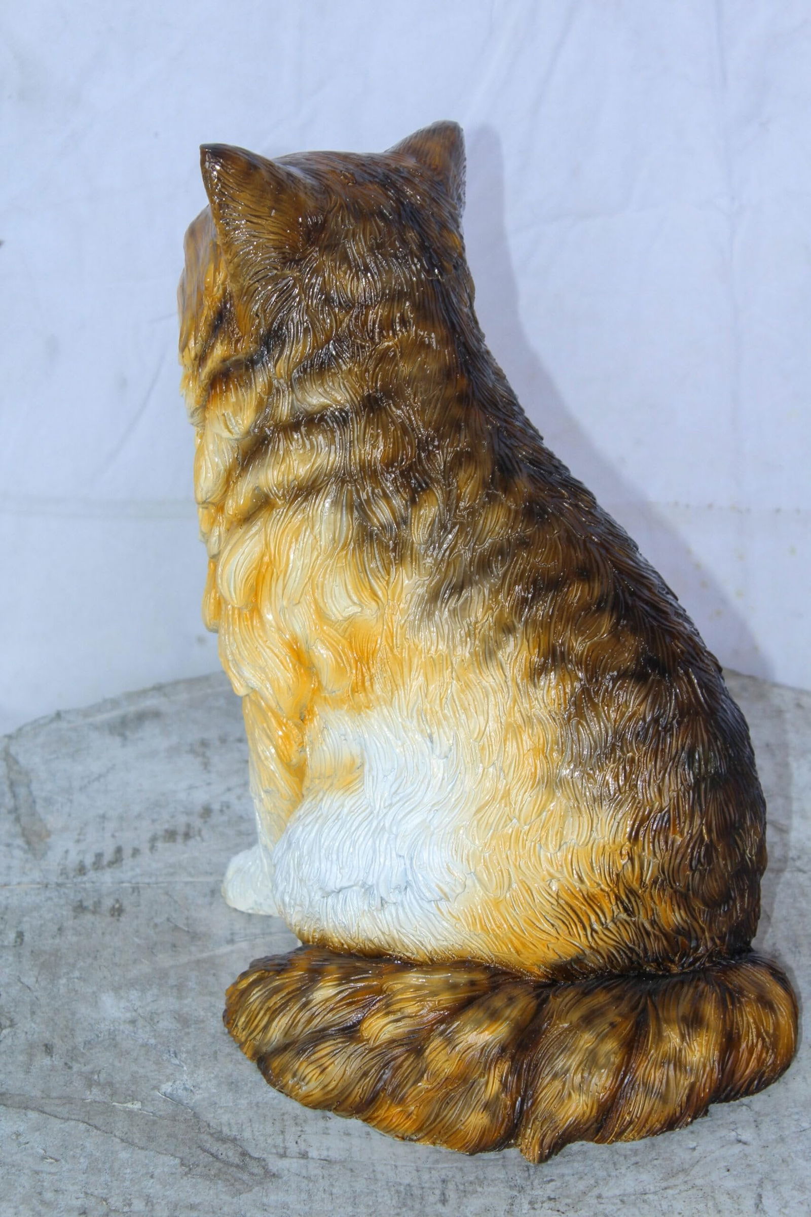 Brown Cat Sitting Bronze Statue, Charming for Cat Lovers 12" x 10" x 14"H - 10