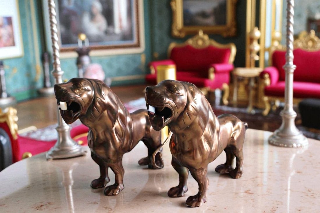 Aluminum Pair of Lions with Bronze Finish 19" x 12" x 14"H - 3