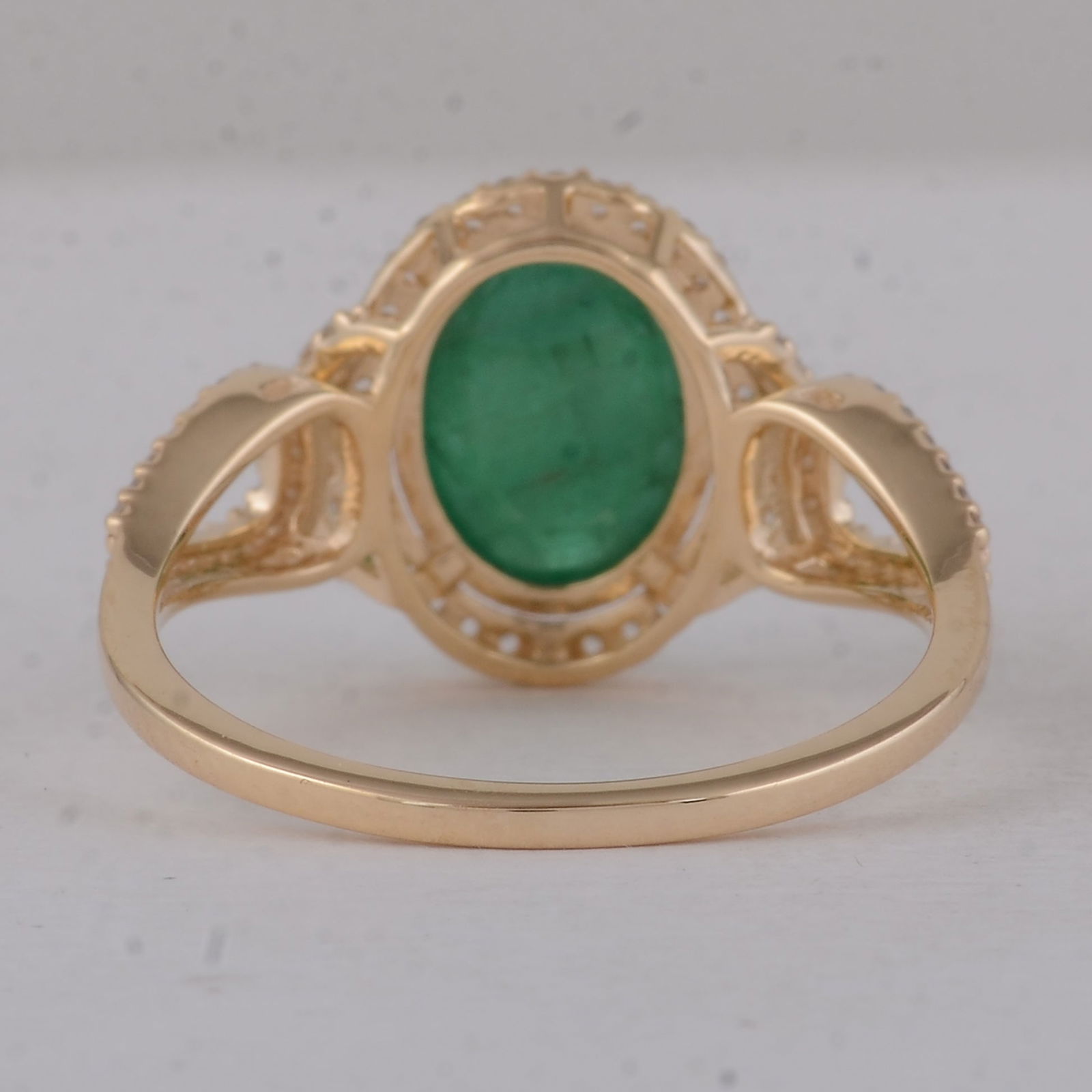 2.83 Ct Oval Emerald 9K Gold Ring - 3