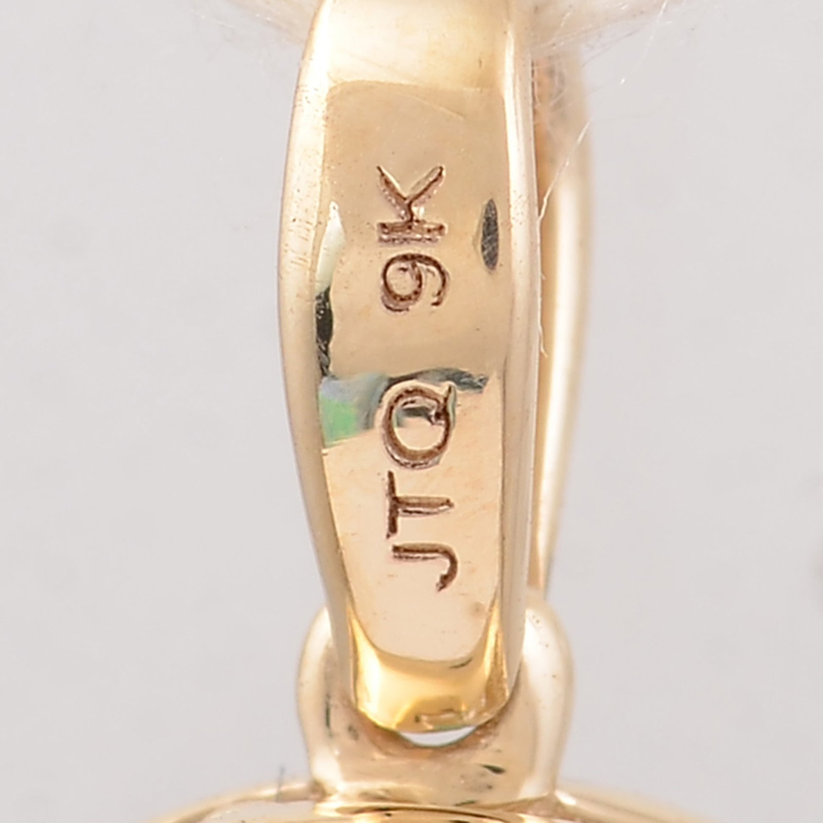 2.23 Ct Oval Emerald 9K Gold Pendant - 5